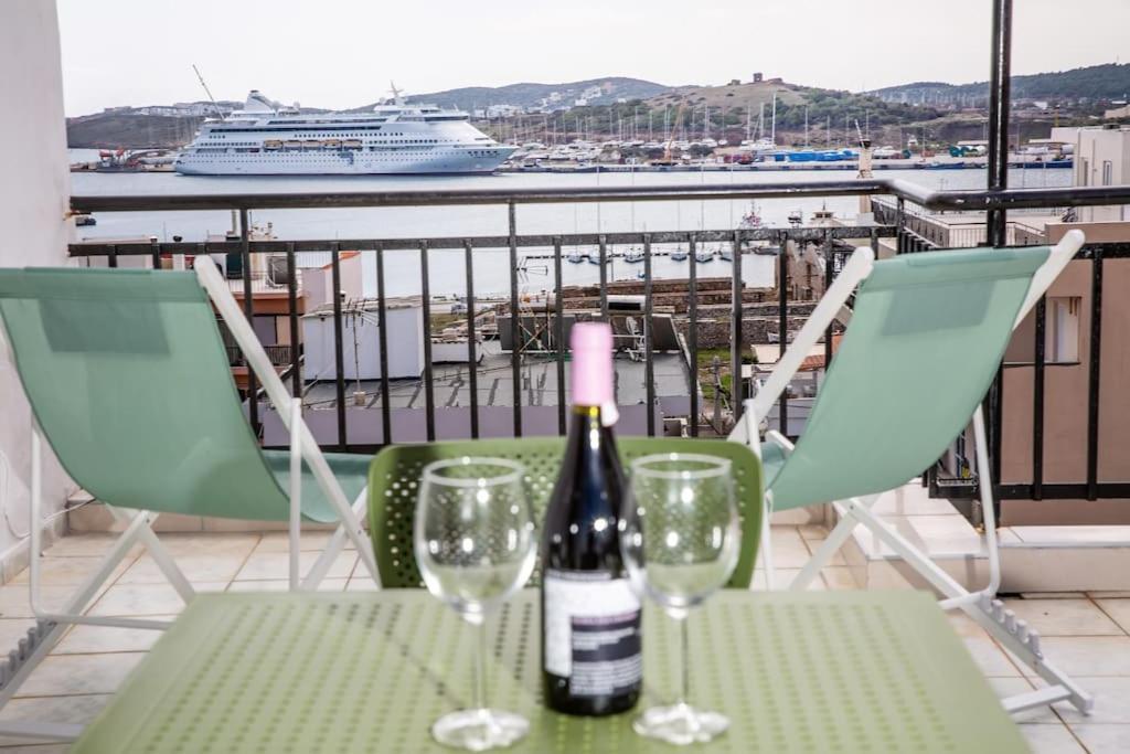 Appartamento Seafront Central Apt In Lavrio Esterno foto
