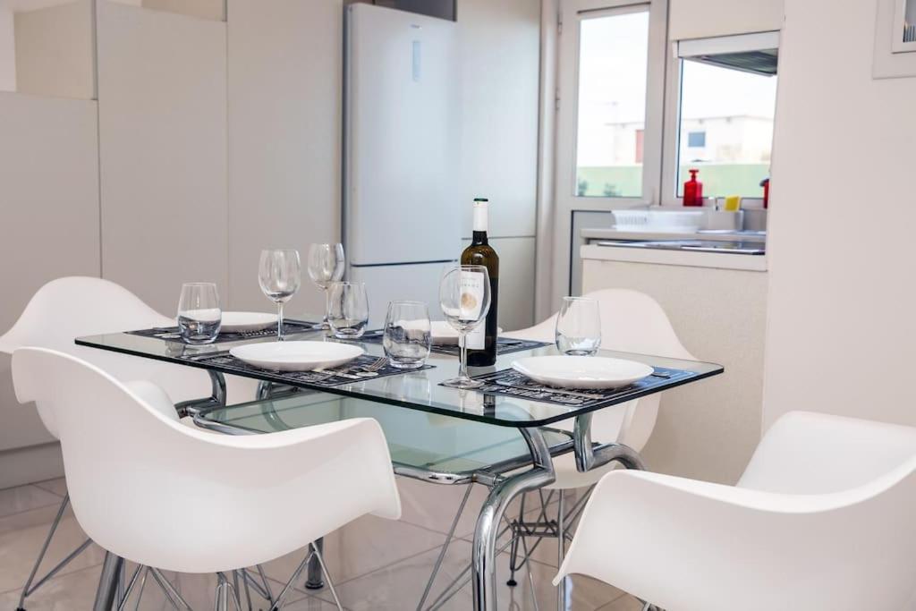 Appartamento Seafront Central Apt In Lavrio Esterno foto