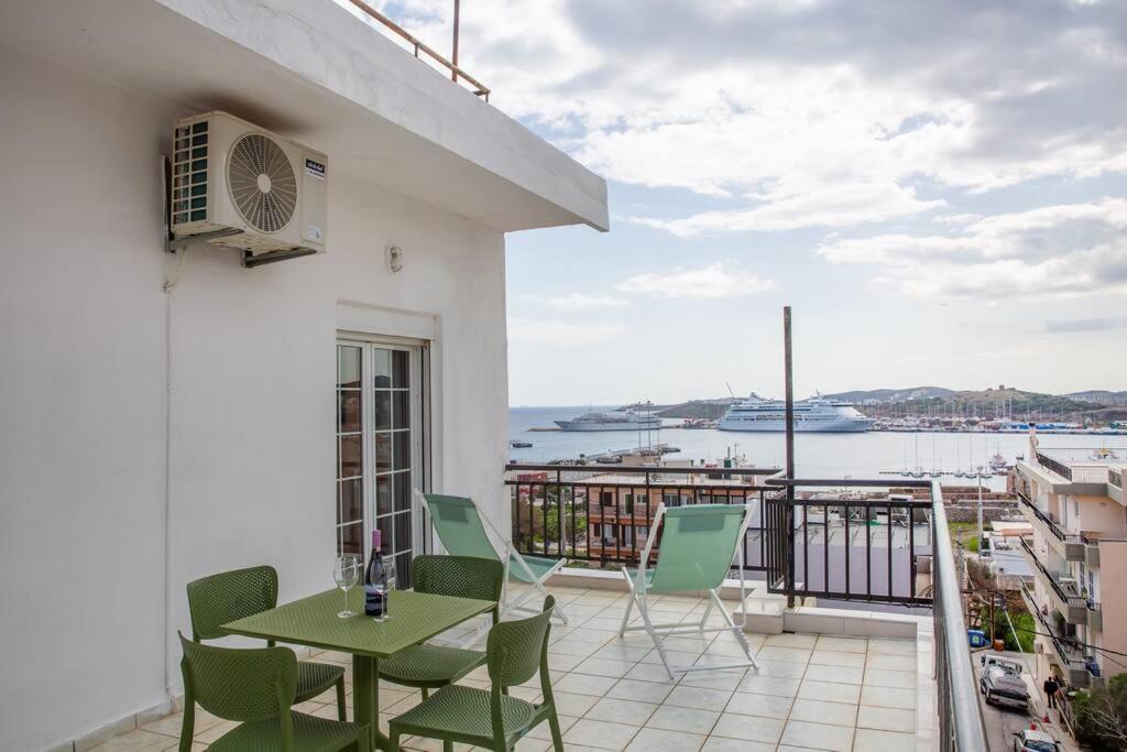 Appartamento Seafront Central Apt In Lavrio Esterno foto