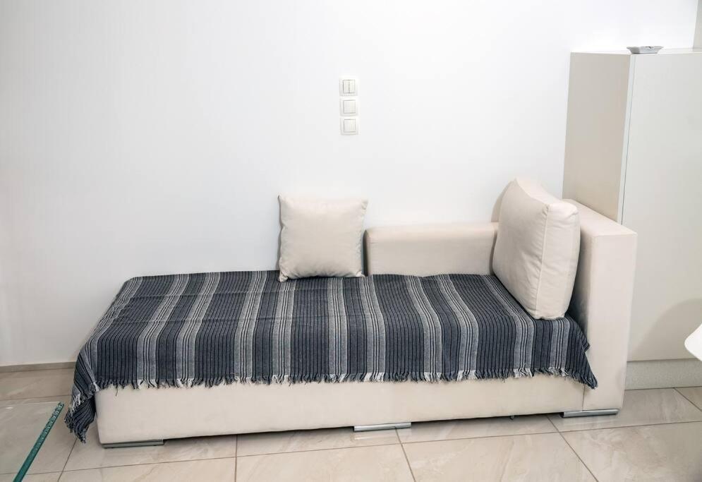 Appartamento Seafront Central Apt In Lavrio Esterno foto