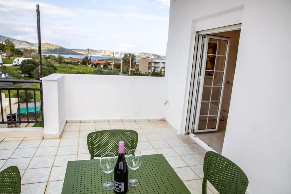 Appartamento Seafront Central Apt In Lavrio Esterno foto