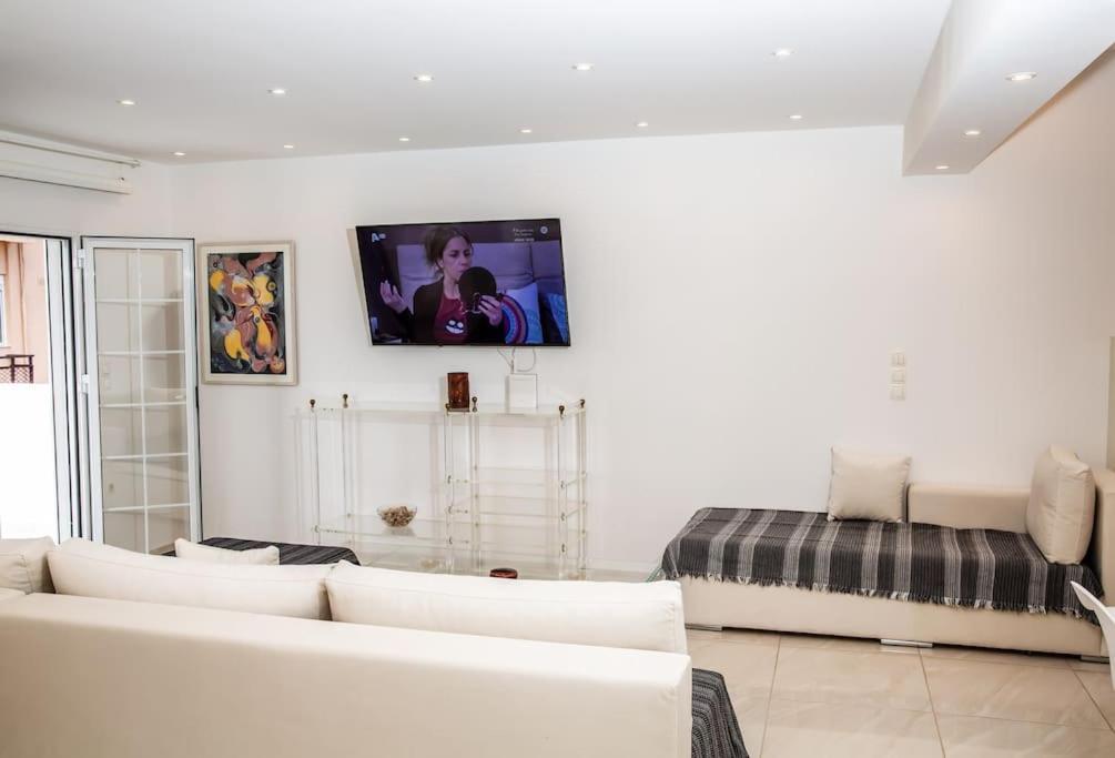 Appartamento Seafront Central Apt In Lavrio Esterno foto