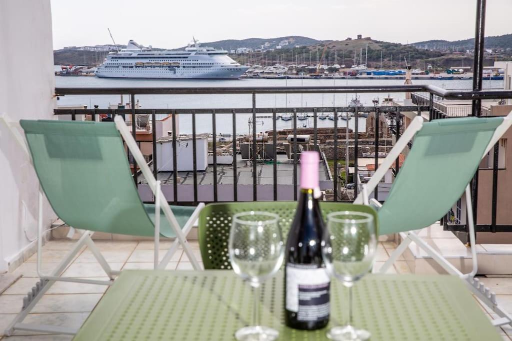 Appartamento Seafront Central Apt In Lavrio Esterno foto